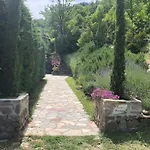 “sparisio” Casa In Sasso Con Piscina E Campo Da Tennis *