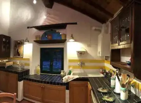 “sparisio” Casa In Sasso Con Piscina E Campo Da Tennis Villa Lama