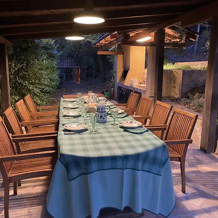 “sparisio” Casa In Sasso Con Piscina E Campo Da Tennis * Lama