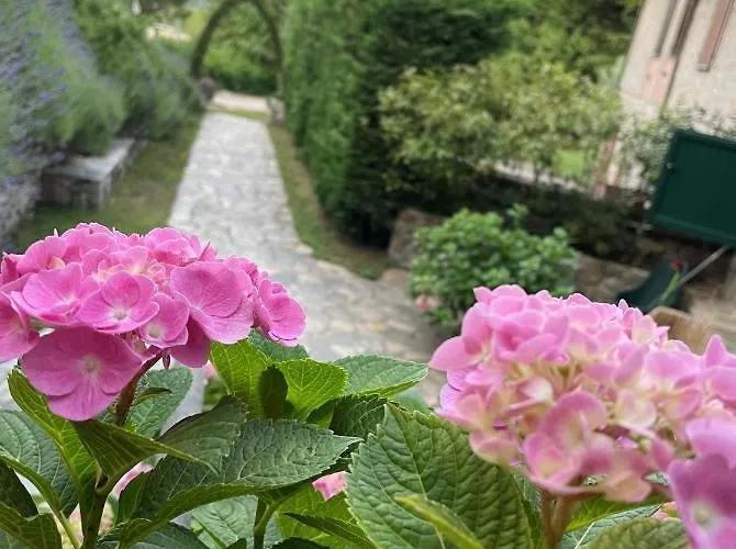 Villa “sparisio” Casa In Sasso Con Piscina E Campo Da Tennis