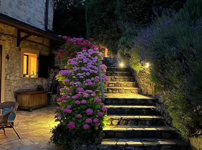 “sparisio” Casa In Sasso Con Piscina E Campo Da Tennis Villa Lama (Bologna)