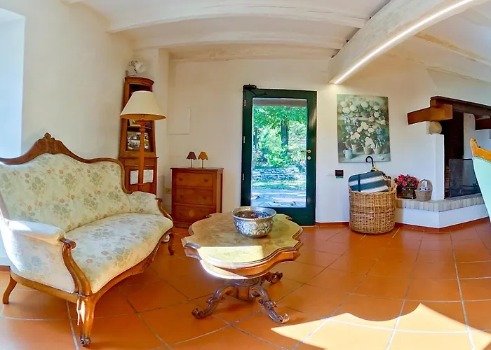 Villa “sparisio” Casa In Sasso Con Piscina E Campo Da Tennis *