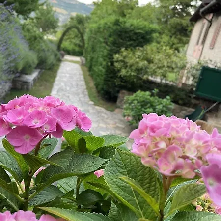 빌라 “sparisio” Casa In Sasso Con Piscina E Campo Da Tennis