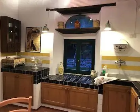 “sparisio” Casa In Sasso Con Piscina E Campo Da Tennis 빌라 *