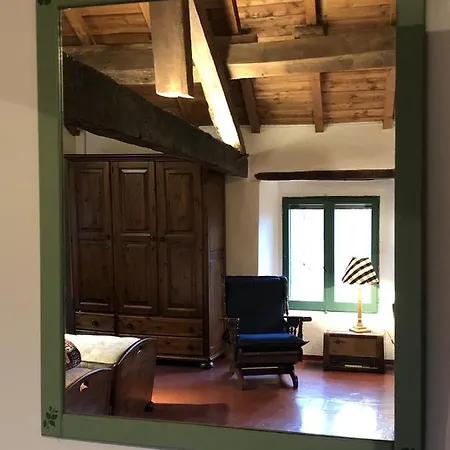 “sparisio” Casa In Sasso Con Piscina E Campo Da Tennis Villa *