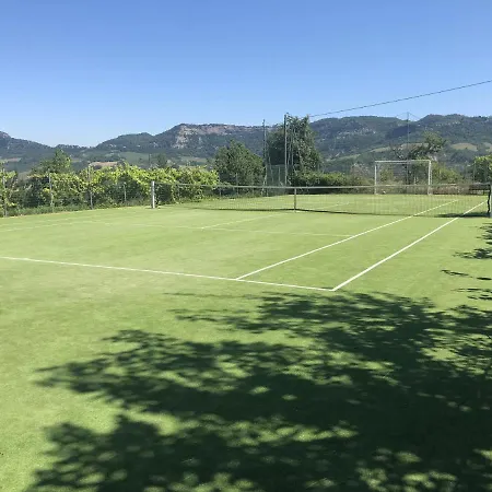 “sparisio” Casa In Sasso Con Piscina E Campo Da Tennis 빌라