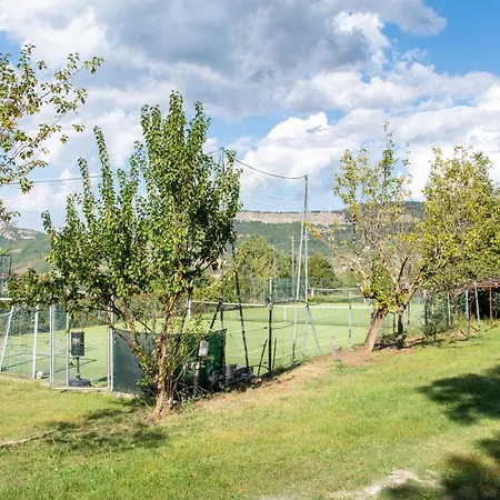 “sparisio” Casa In Sasso Con Piscina E Campo Da Tennis