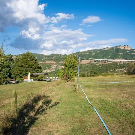 “sparisio” Casa In Sasso Con Piscina E Campo Da Tennis *