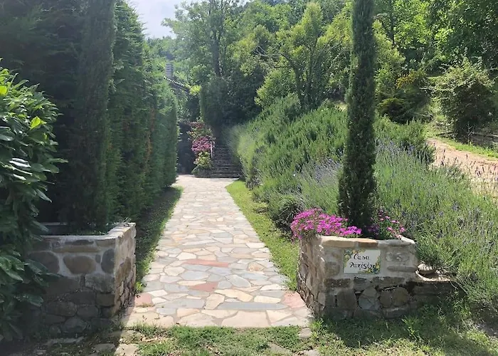 “sparisio” Casa In Sasso Con Piscina E Campo Da Tennis *