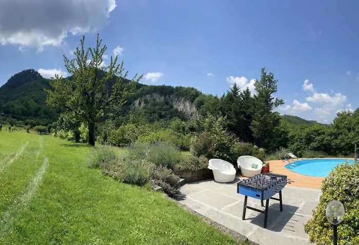 “sparisio” Casa In Sasso Con Piscina E Campo Da Tennis * Lama (Bologna)