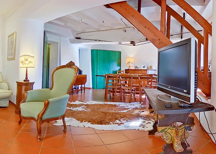 Villa “sparisio” Casa In Sasso Con Piscina E Campo Da Tennis *